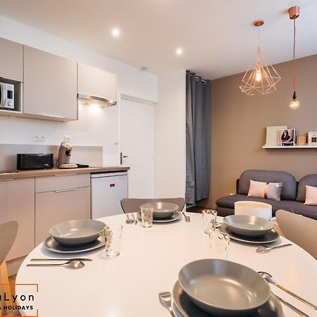 Appartements Part-Dieu Gare Лион Екстериор снимка